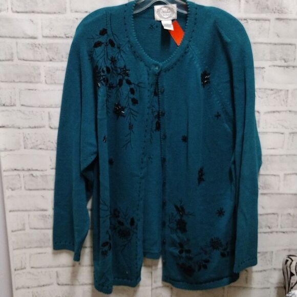 Stitches sweater - Picture 1 of 3